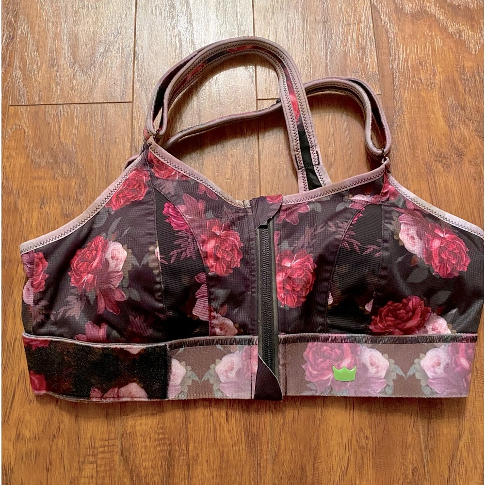 Gorgeous floral SHEFIT bra in size LUXE